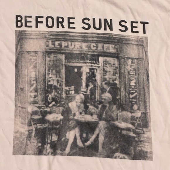 White/black/grey Graphic Tee “Before Sun Set” - Picture 2 of 3